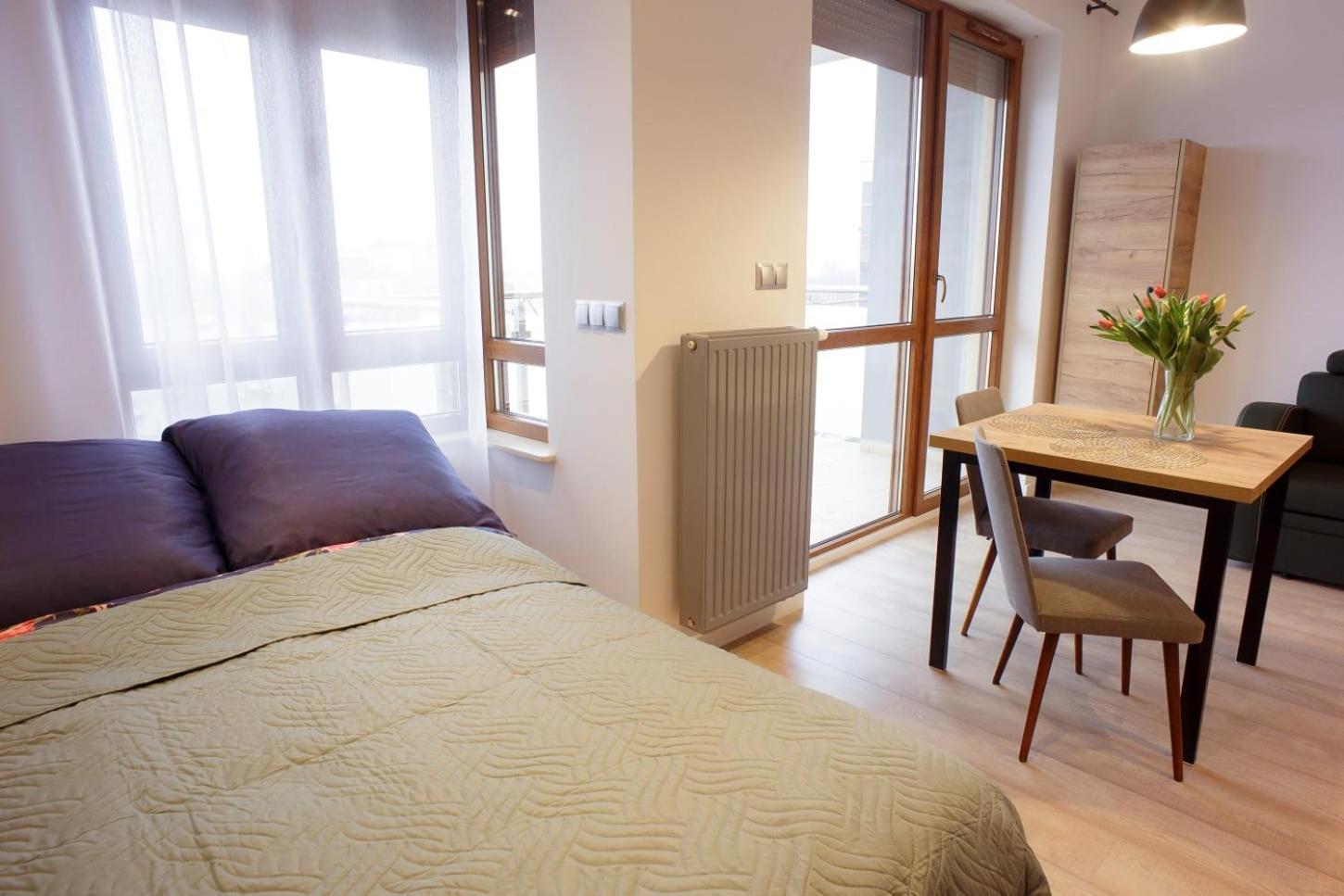 Apartament Na Piernikowym Z Miejscem Postojowym Torun Bagian luar foto